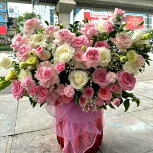 Lẵng Hoa Hồng Hồng Trắng Baby